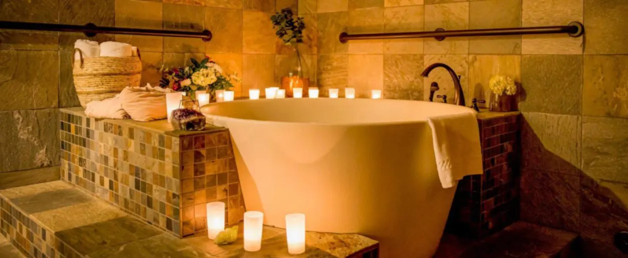 Sunriver Resort deep soak tub