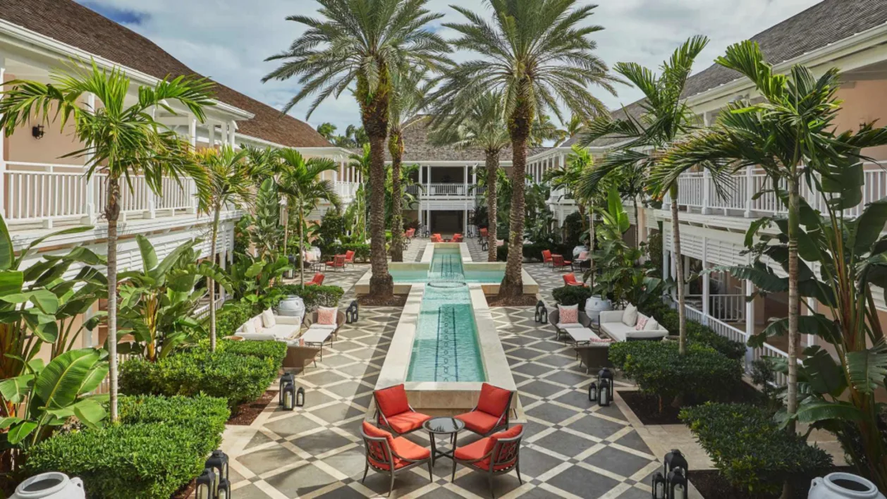 The Ocean Club Bahamas resort courtyard