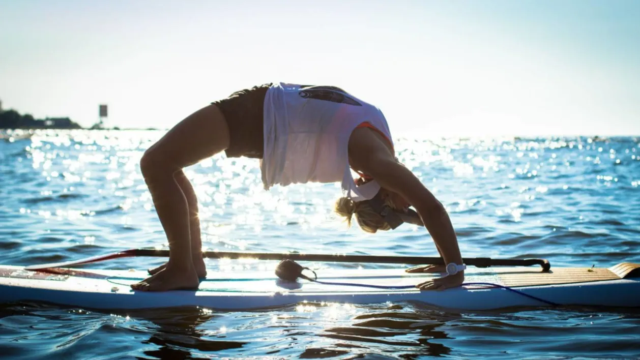 Jarvisydan SUP yoga