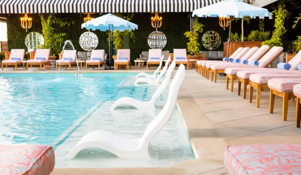 Hotel ZaZa pool