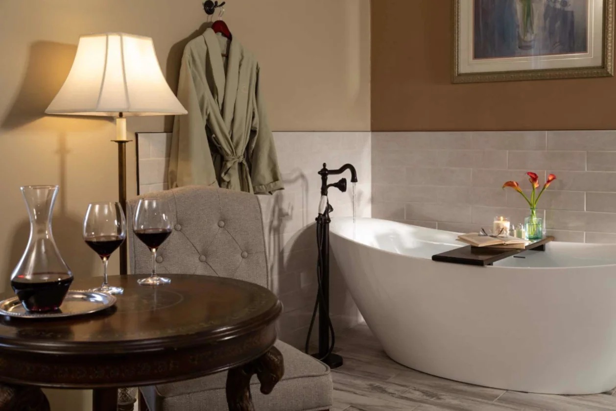 The French Manor Inn & Spa guest room with bathtub