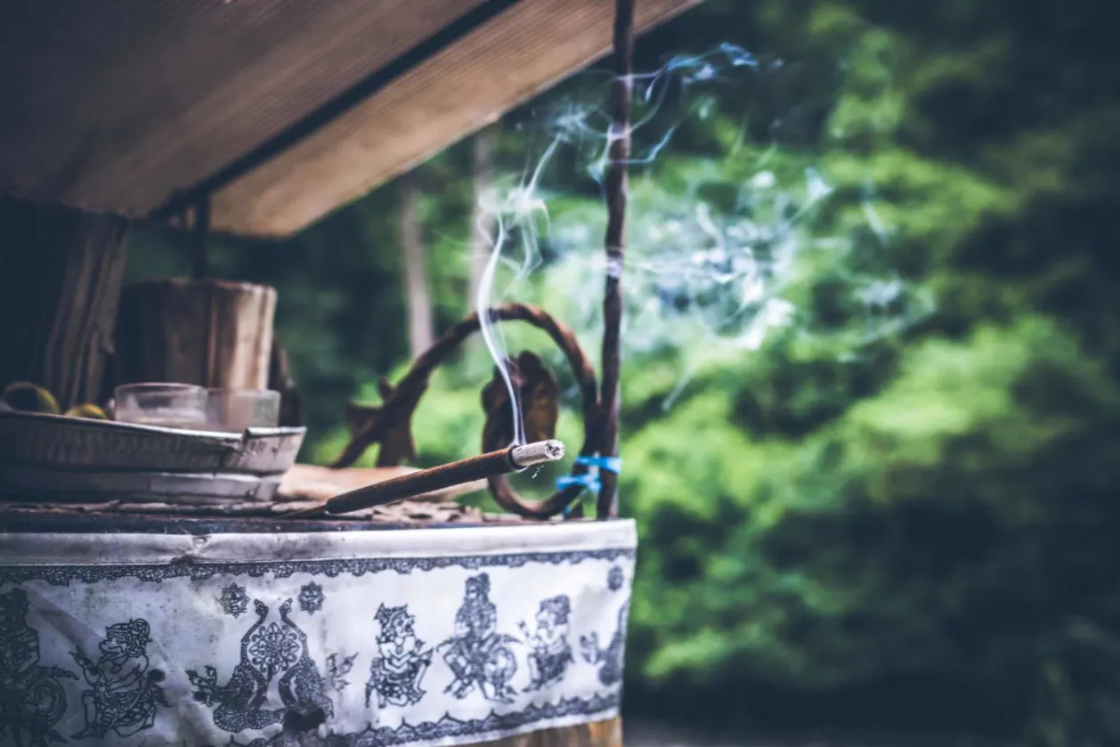 incense burning stick