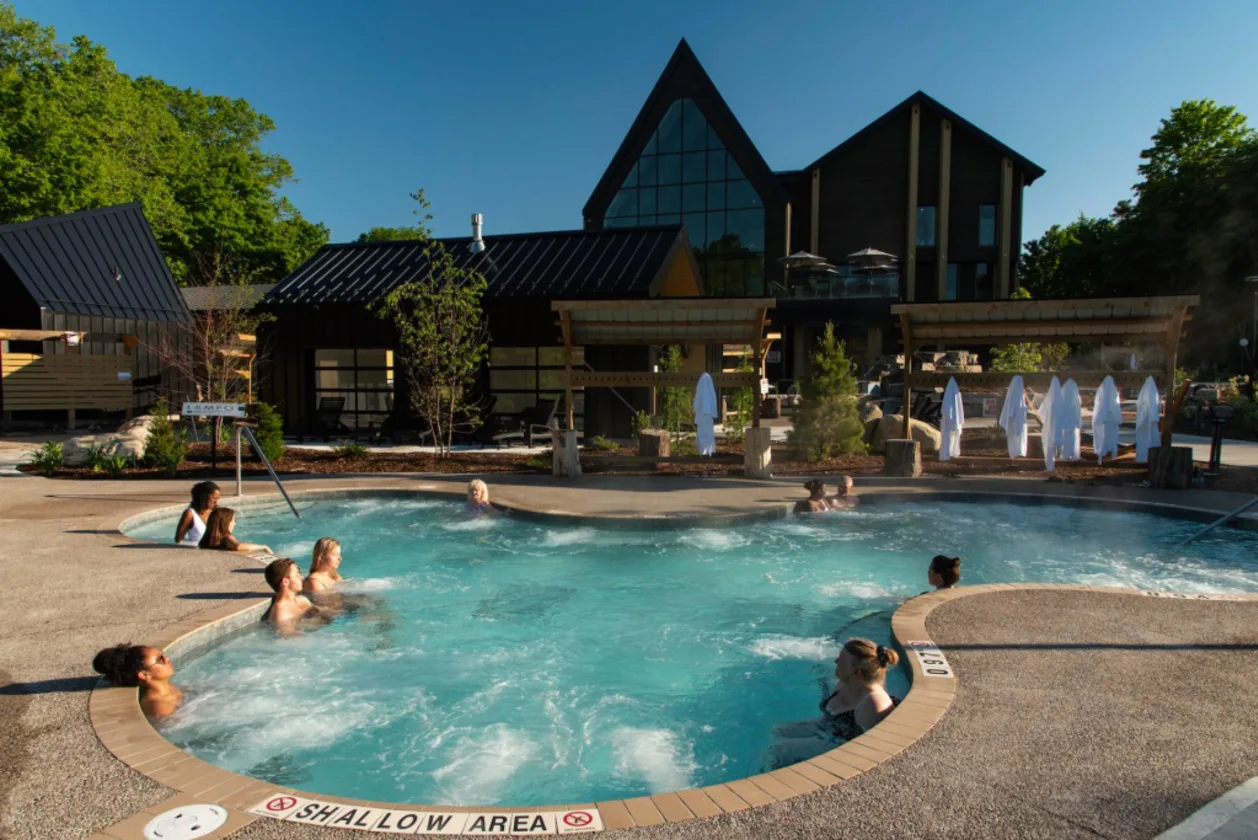 Finnish Spa Experience in Canada Vettä Nordic Spa-exterior pool
