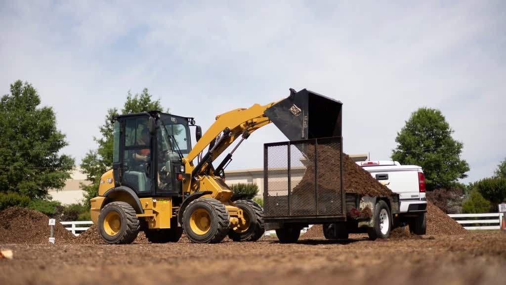 Portada: Cargador compacto Cat 903 actualizado: un 17% más de potencia