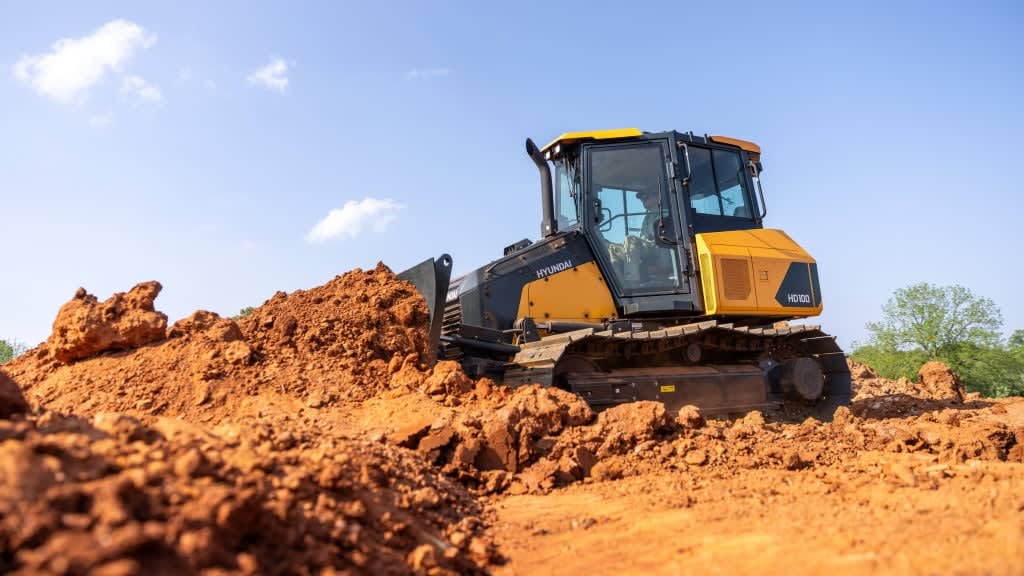 Portada: Hyundai ingresa al mercado de Bulldozers sobre orugas: presentamos el robusto