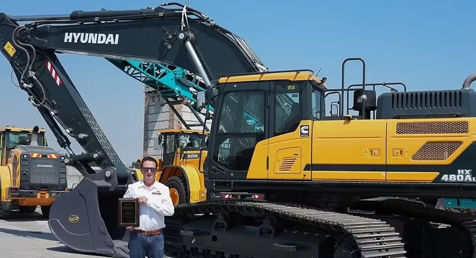 Portada: Hyundai añade powerscreen a su red de distribuidores