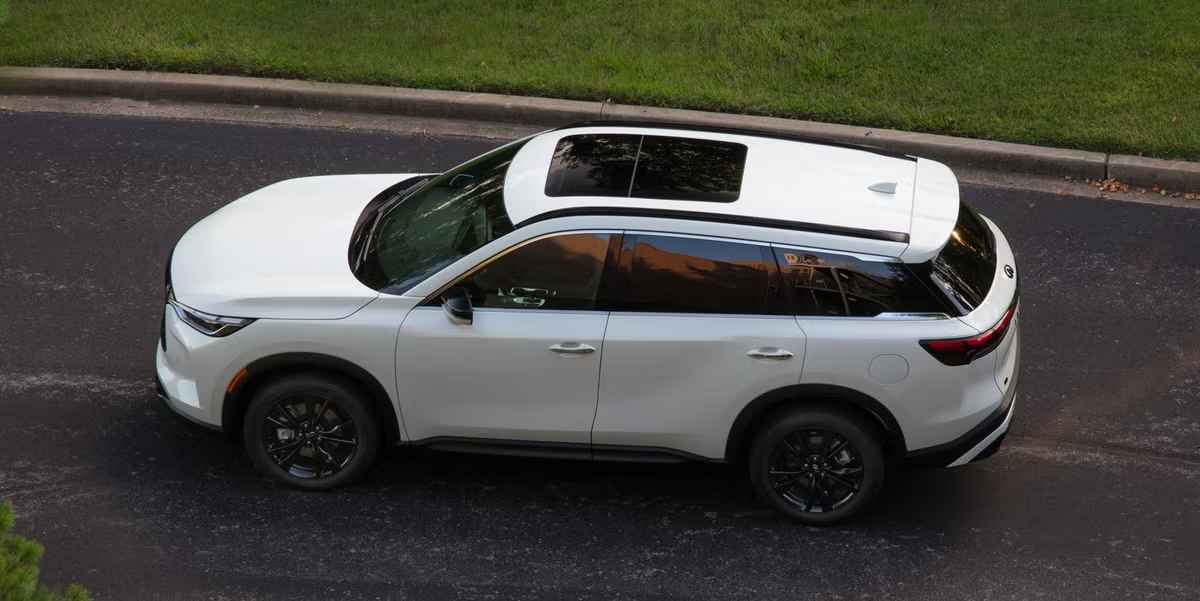 Portada: El Infiniti QX60 2025 reemplaza el V-6 por un motor turbo de cuatro cilindros