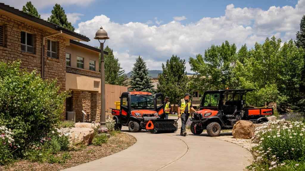 Portada: Kubota Canada amplía la Serie RTV-X con nuevos modelos CAB y CREW