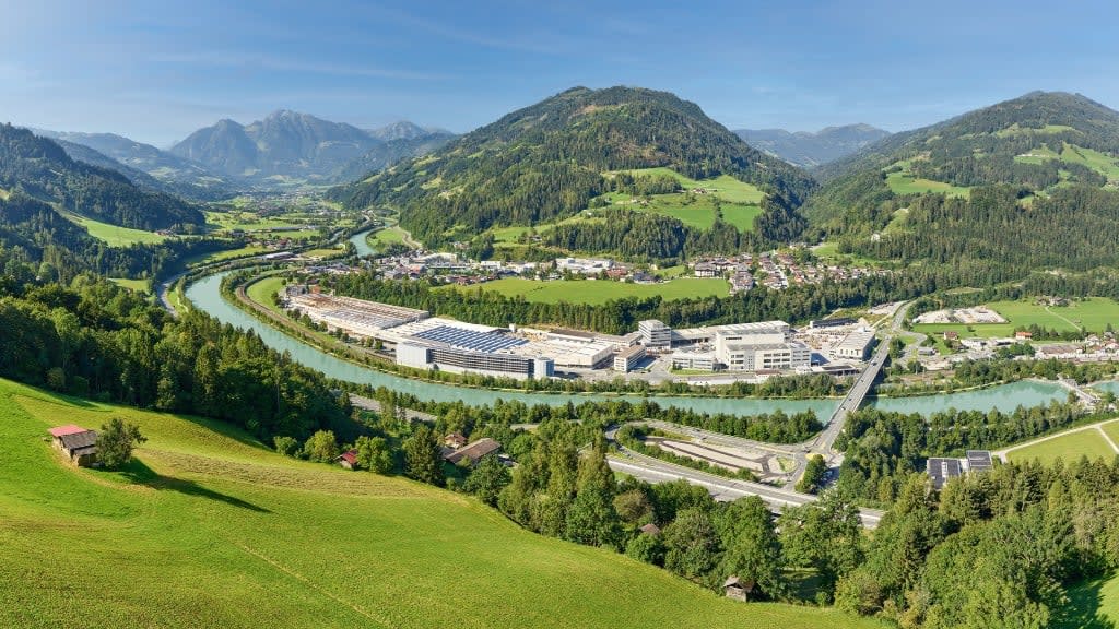 Portada: Liebherr construirá nueva planta de cargadoras de ruedas en Austria