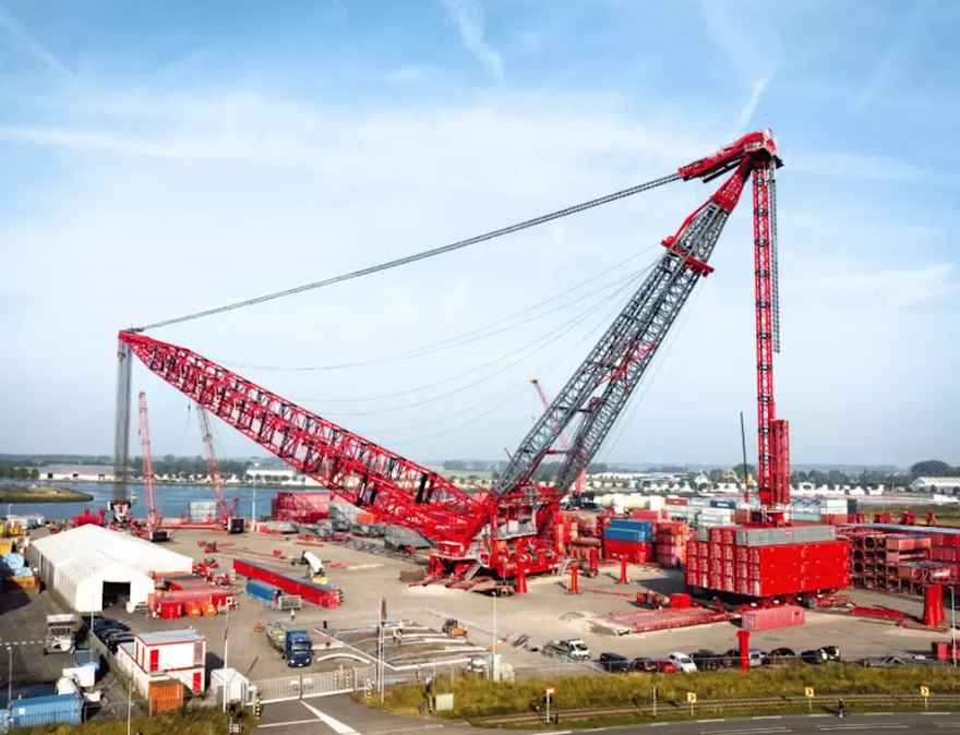 Portada: Mammoet presenta la grúa terrestre más grande y fuerte del mundo: SK6000