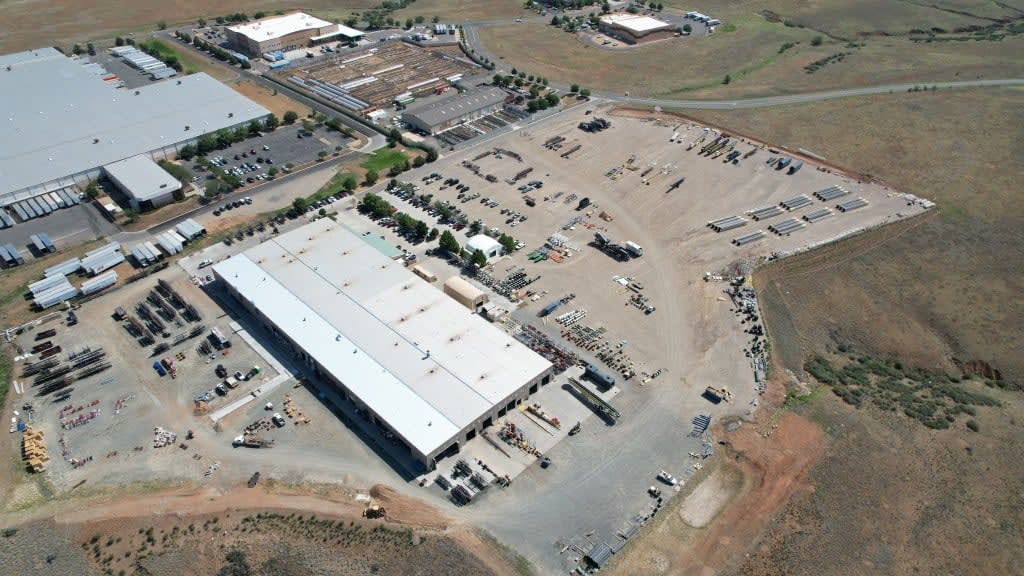 Portada: Superior Industries completa expansión en instalaciones de manufactura en
