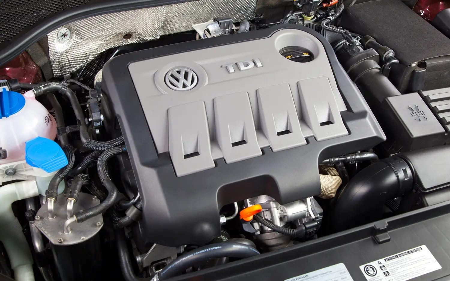 Portada: Sistema de inyección de combustible en el motor 2.0 L: Cómo maximiza el