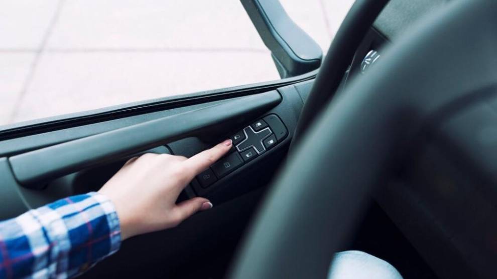 Portada: Sistema de ventanillas automáticas en vehículos