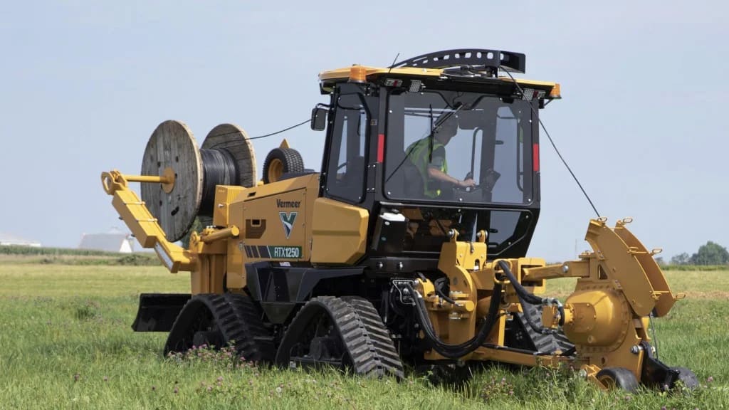 Portada: Actualización del tractor Vermeer RTX1250: Eficiencia mejorada para tareas de