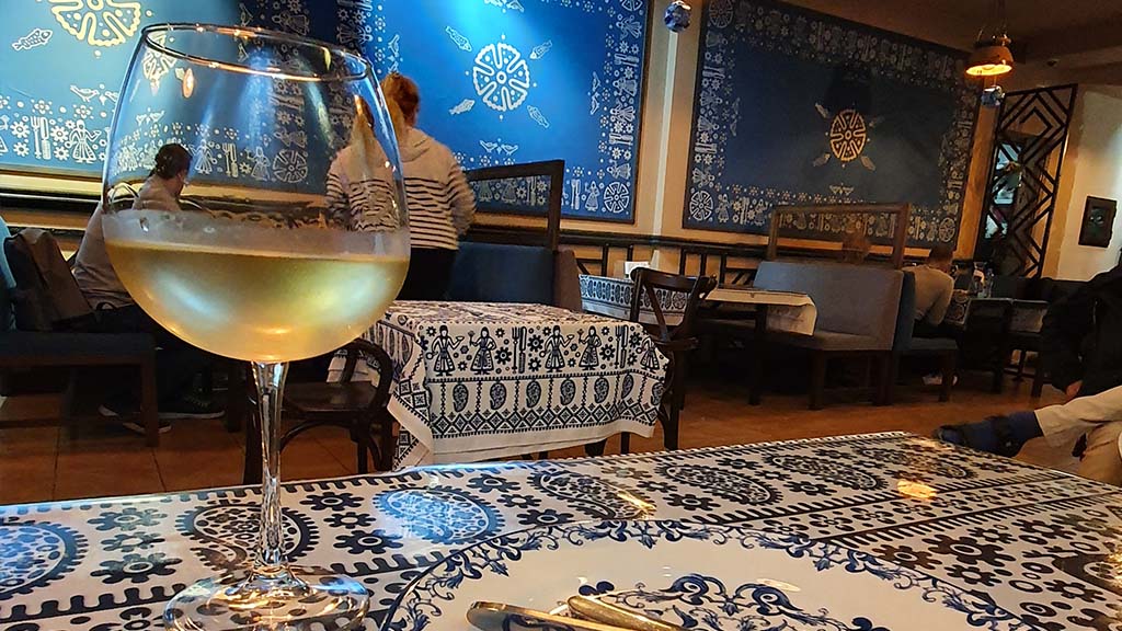 Georgian white wine