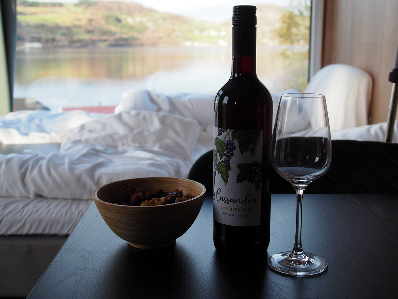 Gøysa Gard - inside the cabin