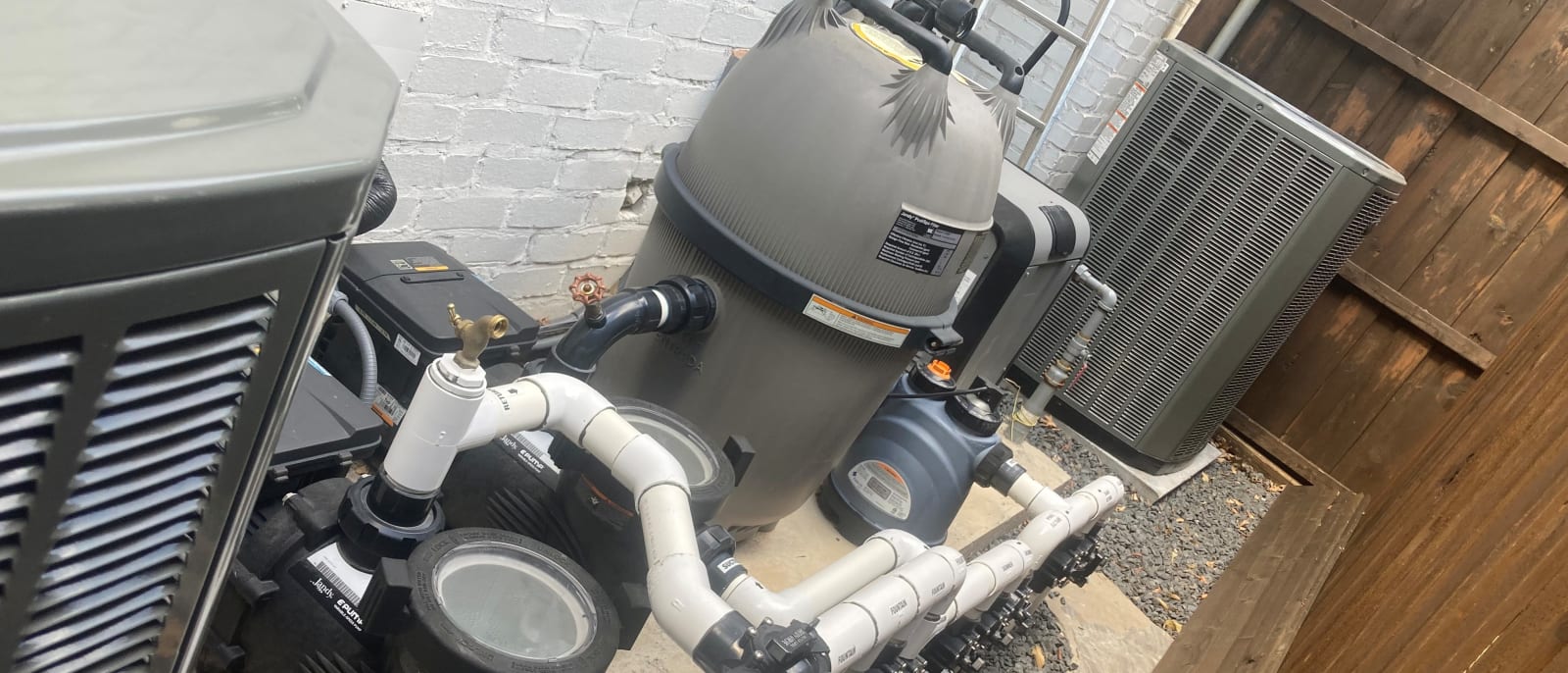 Selah Pools portfolio hero image