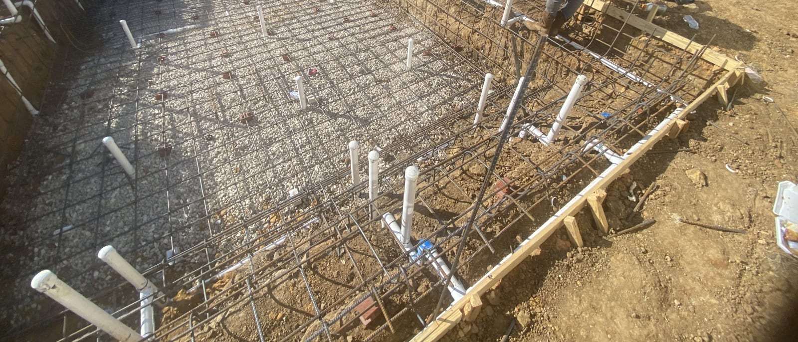 Selah Pools portfolio hero image