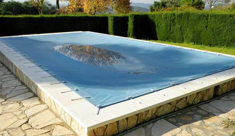 Custom pool construction by Selah Pools