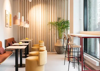 Kontorshotell/Co-working finns att hyra på Östra Hamngatan 16 i Göteborg