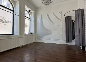 Studio finns att hyra på Dalagatan 22 i Stockholm