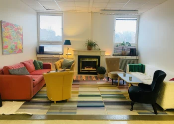 Kontorshotell/Co-working finns att hyra på Värmdövägen 120 i Nacka