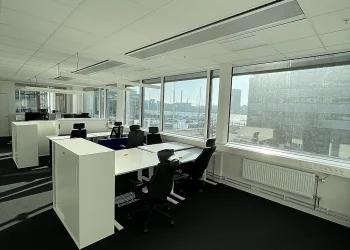 Kontorshotell/Co-working finns att hyra på Lindholmspiren 7  i Göteborg