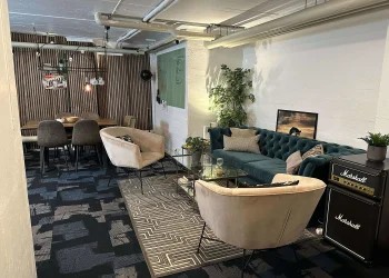 Kontorslokal finns att hyra på Skånegatan 53 i Stockholm