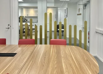 Kontorshotell/Co-working finns att hyra på Rinkebytorget 8 i Stockholm