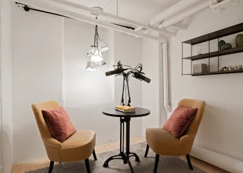 Studio finns att hyra på Rödabergsgatan 11,  i Stockholm