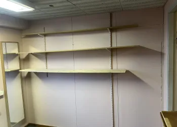 Lager/Logistik finns att hyra på Tellusborgsvägen 50 i Stockholm