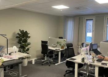 Kontorslokal finns att hyra på Sandsborgsvägen 52 i Stockholm