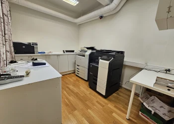 Kontorslokal finns att hyra på Elektravägen 12 i Stockholm