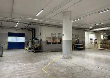 Lager/Logistik finns att hyra på Voltavägen 9-11 i Stockholm