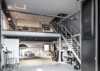 Studio finns att hyra på Betongvägen 7, port 16 i Huddinge