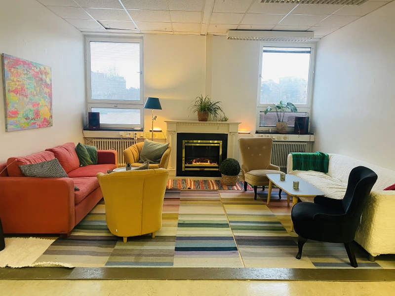 Kontorshotell/Co-working finns att hyra på Värmdövägen 120 i Nacka