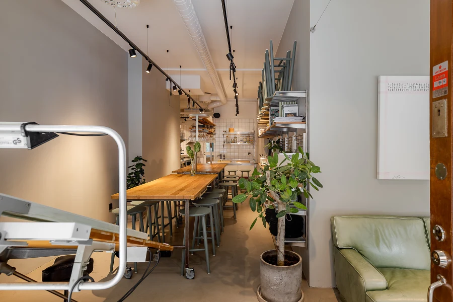 Studio finns att hyra på Rehnsgatan 22 i Stockholm