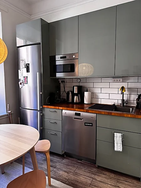 Studio finns att hyra på Birkagatan 23 i Stockholm