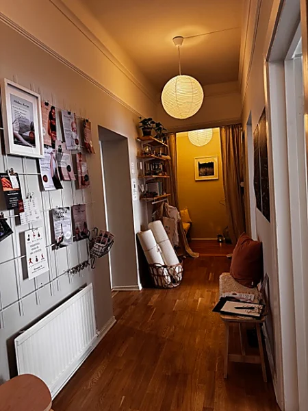 Studio finns att hyra på Birkagatan 23 i Stockholm