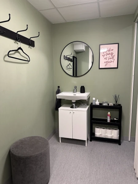 Idrott/danslokal finns att hyra på Hälsingegatan 9 i Stockholm