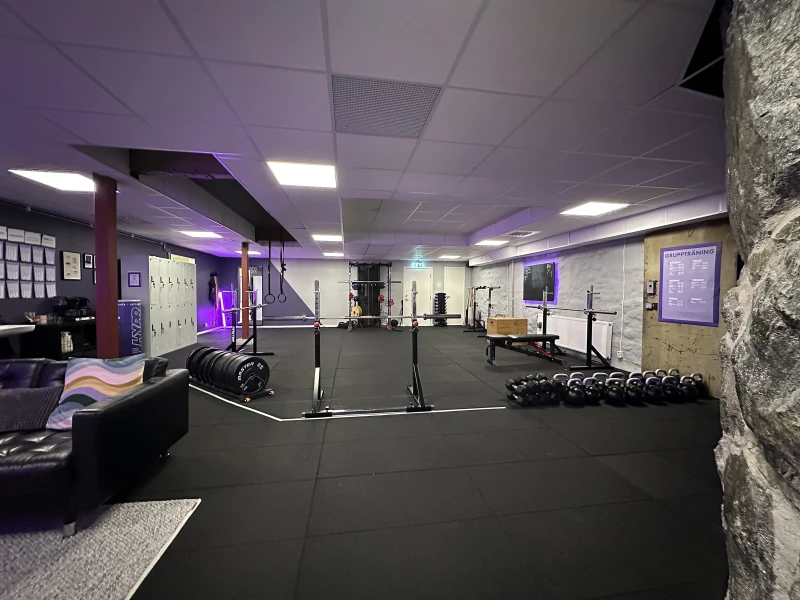 Idrott/danslokal finns att hyra på Hälsingegatan 9 i Stockholm