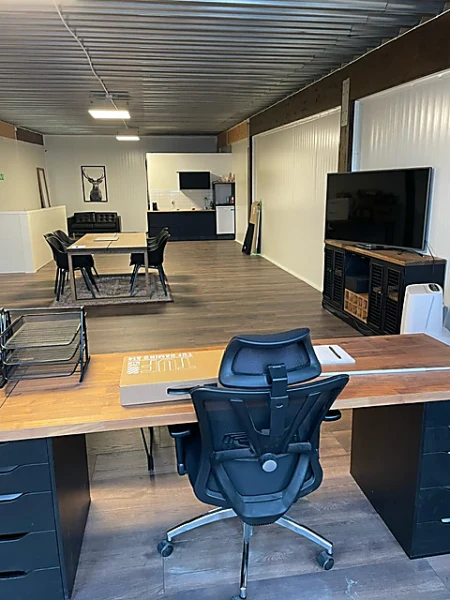 Lager/Logistik finns att hyra på Tryckfärgsvägen 1 i Upplands-Bro