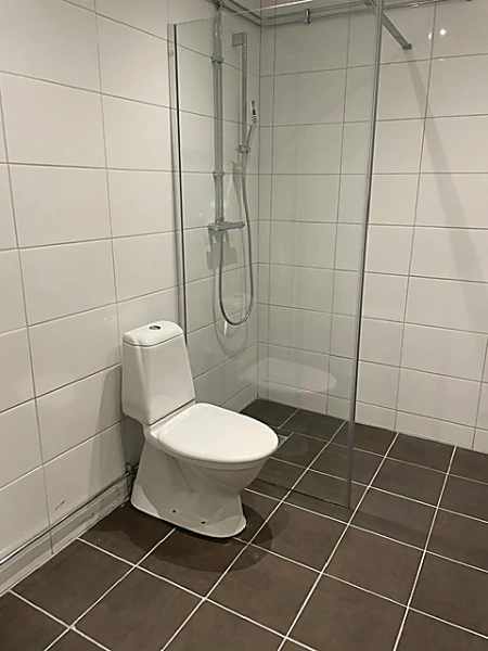 Lager/Logistik finns att hyra på Tryckfärgsvägen 1 i Upplands-Bro