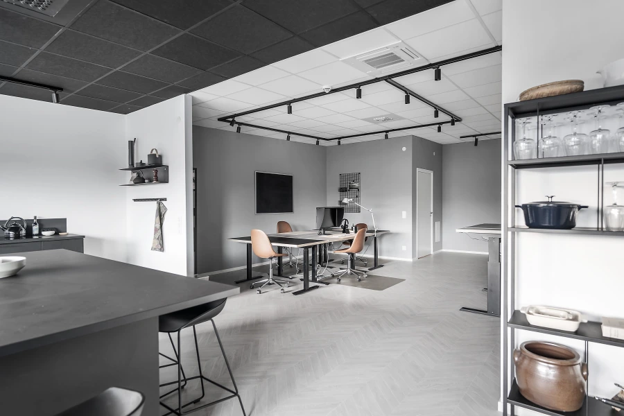 Studio finns att hyra på Betongvägen 7, port 16 i Huddinge