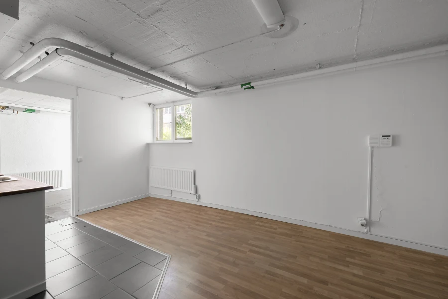 Lager/Logistik finns att hyra på Schlytersvägen 45 i Stockholm