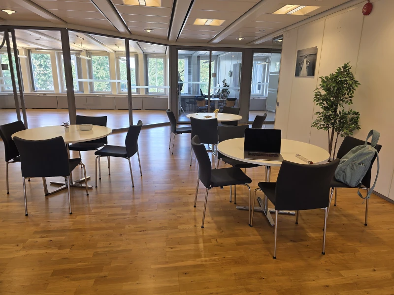 Kontorshotell/Co-working finns att hyra på Stensjögatan 3 i Malmö