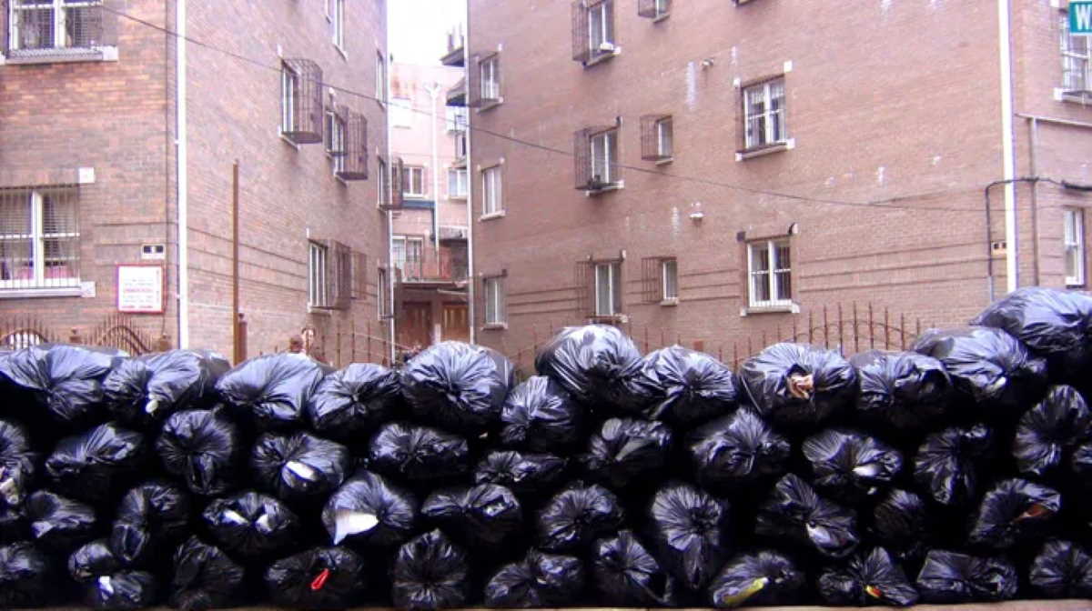 New York mayor de Blasio announces city cleanup corps has removed one