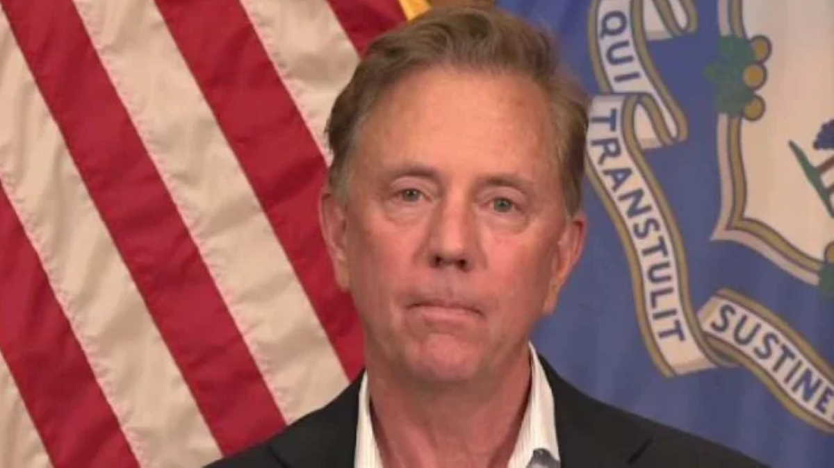 Governor Lamont signs executive order on reemployment of retired