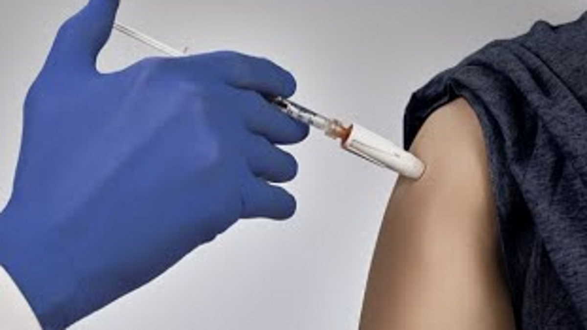 MTD Group Innovative safety needle with fully passive mechanism