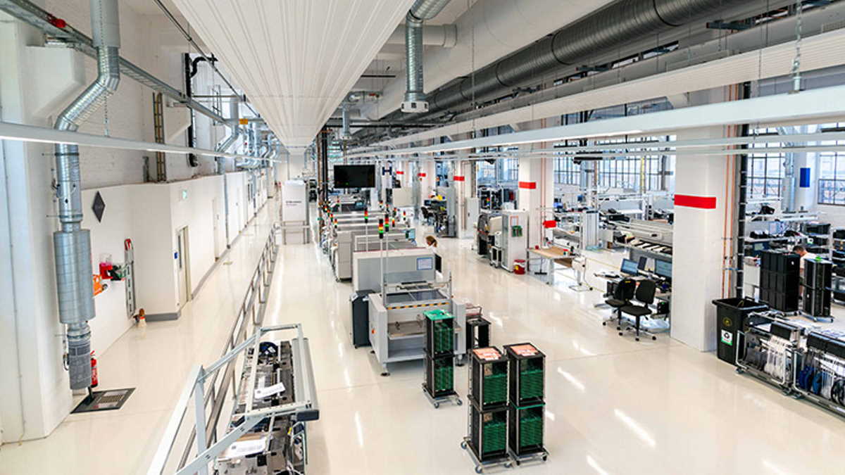 Otis Worldwide opens printed circuit board production hall in Berlin